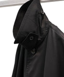 TROVE / PONCHO MAC COAT / GABARDINE BLACK